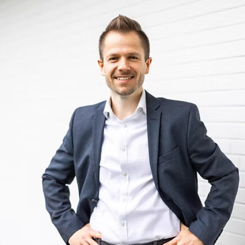Partner 2 Dr. Sven Haase 1 Human Development kolleg